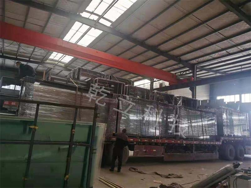 九江現(xiàn)代款候車亭第十四車發(fā)貨